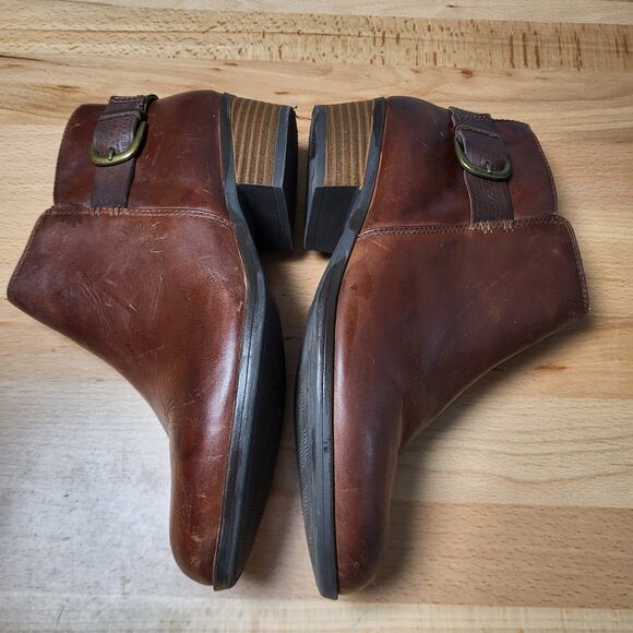 Clarks Women’s Addiy Kara Brown Leather Boots with Side Zip size 9.5 - Picture 8 of 11